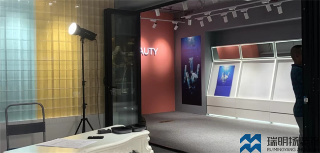 化妝品直播間設(shè)計